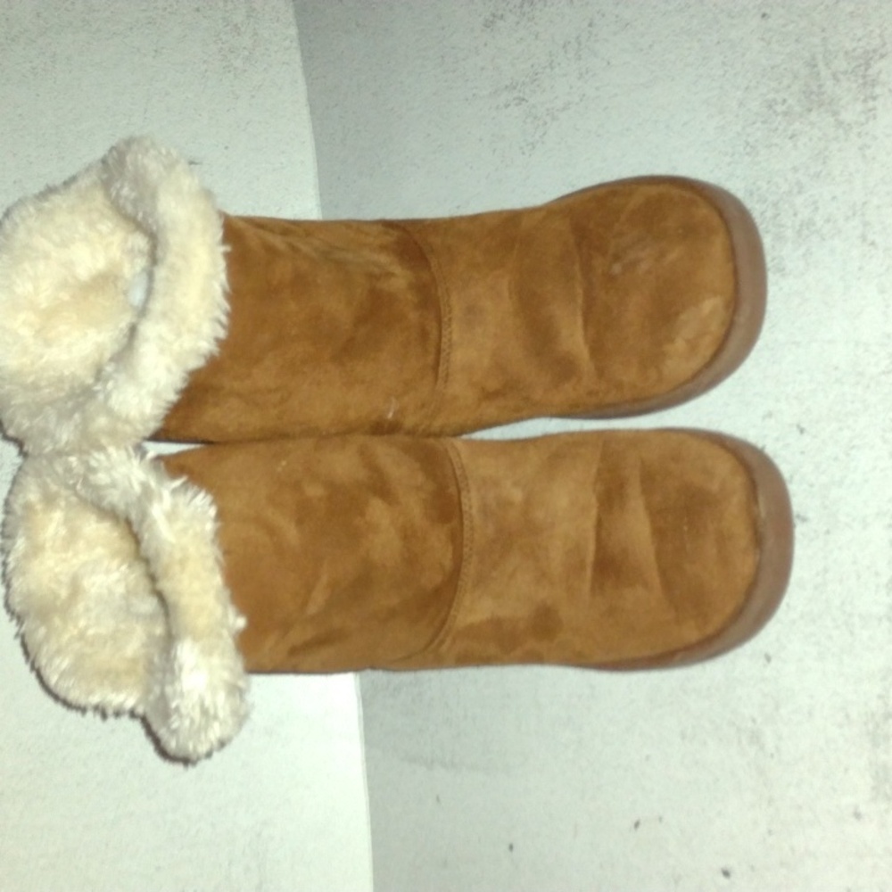Cozy Fleece Suede Style Winter Boot EUC